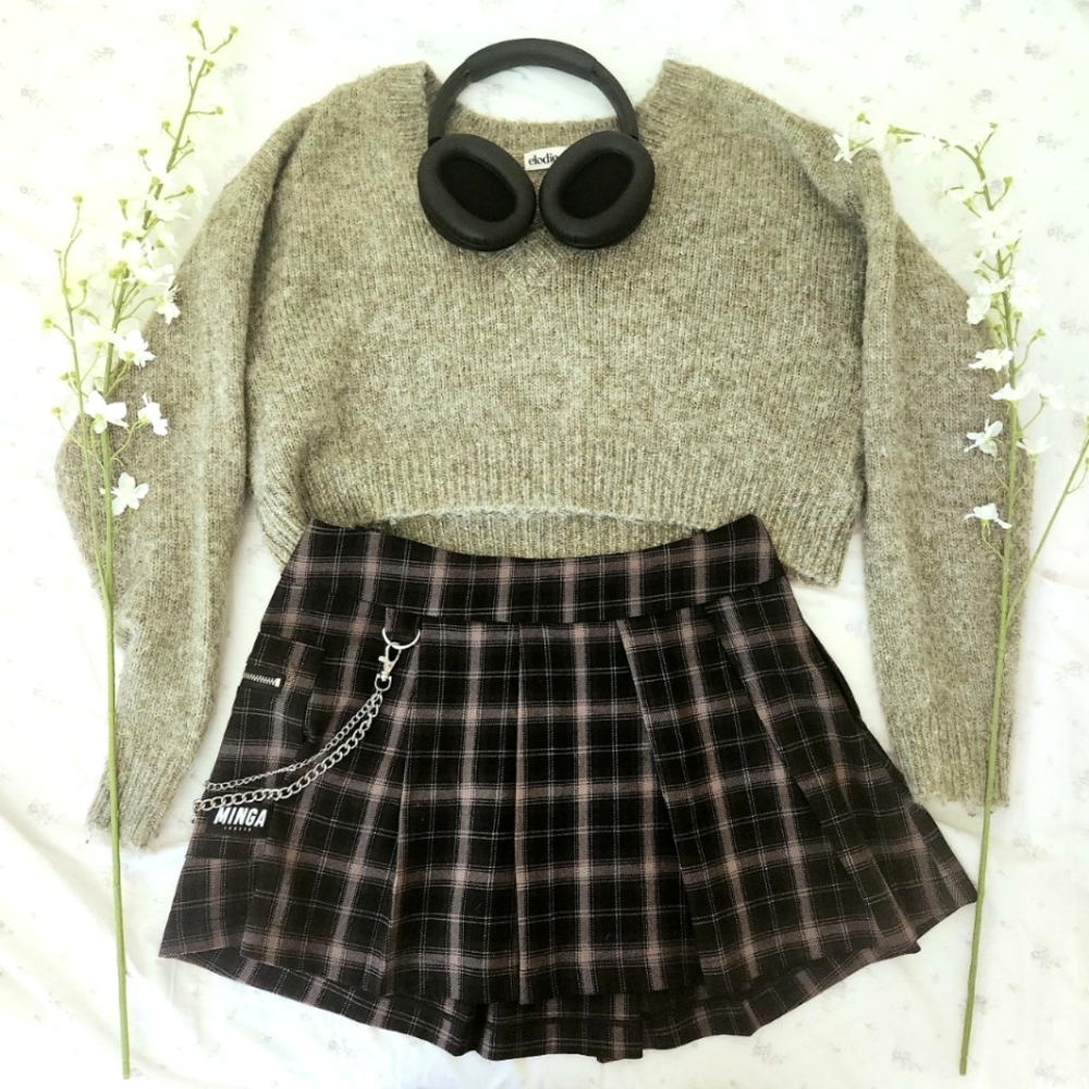 Elodie Moss Green Preppy Cottage Fairy Fuzzy Cropped V Neck Sweater